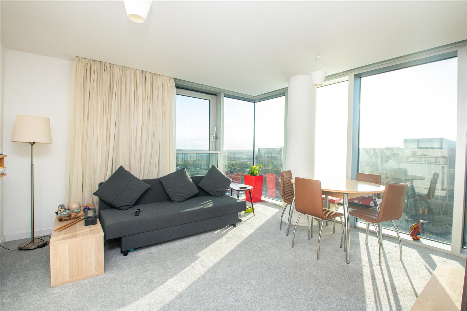 401 Witan Gate, Milton Keynes